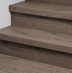 Ламинированная накладка на ступени Quick Step Impressive QSSTRBIM